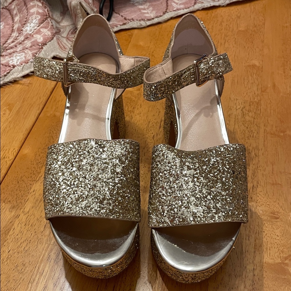 Urban Outfitters Gold Glitter Platform Sandals